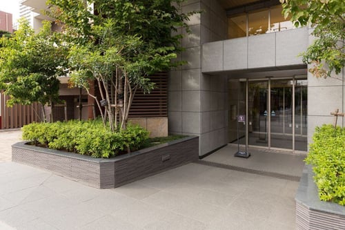 実は重要!マンションのエントランス徹底ガイド。安心して快適に暮らすための防犯機能や設備を紹介