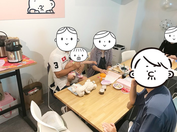 ご家族と話すつむぱぱさん