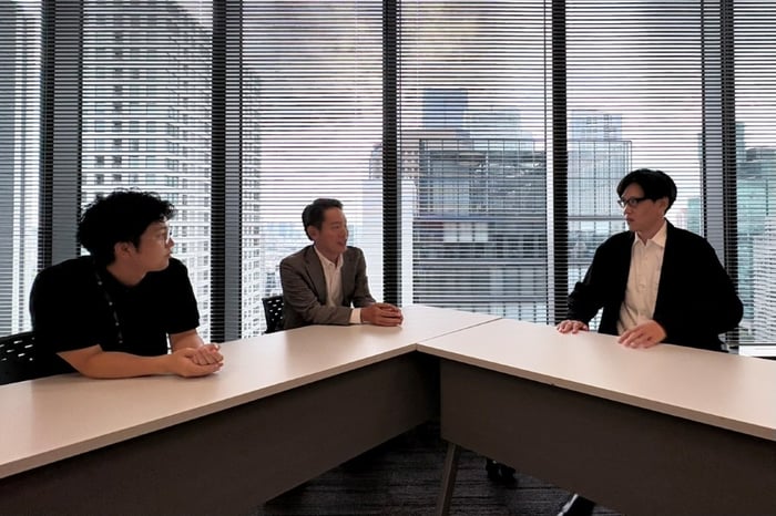 座談会中2