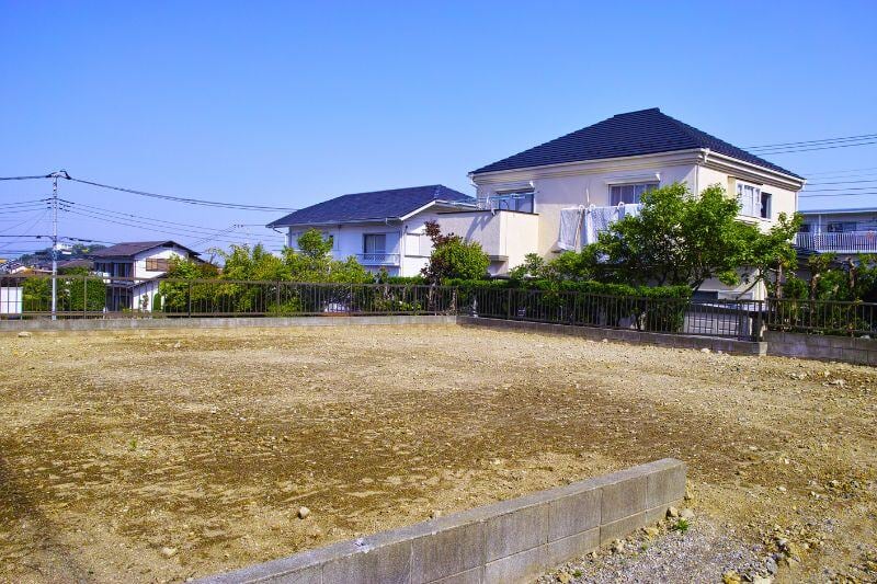 土地価格の調べ方とは？購入・売却のための基礎知識から効果的な情報収集まで