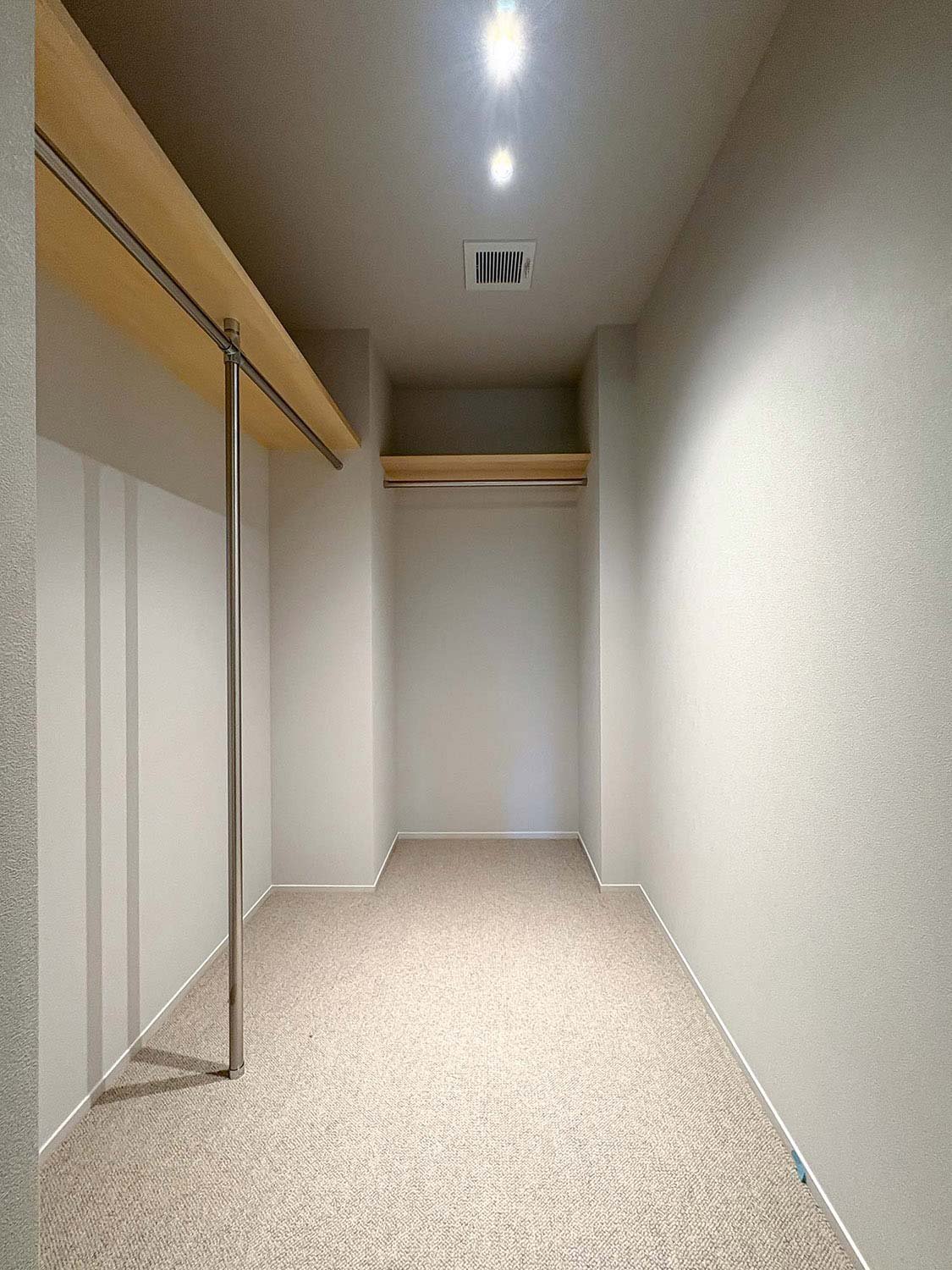 walkincloset