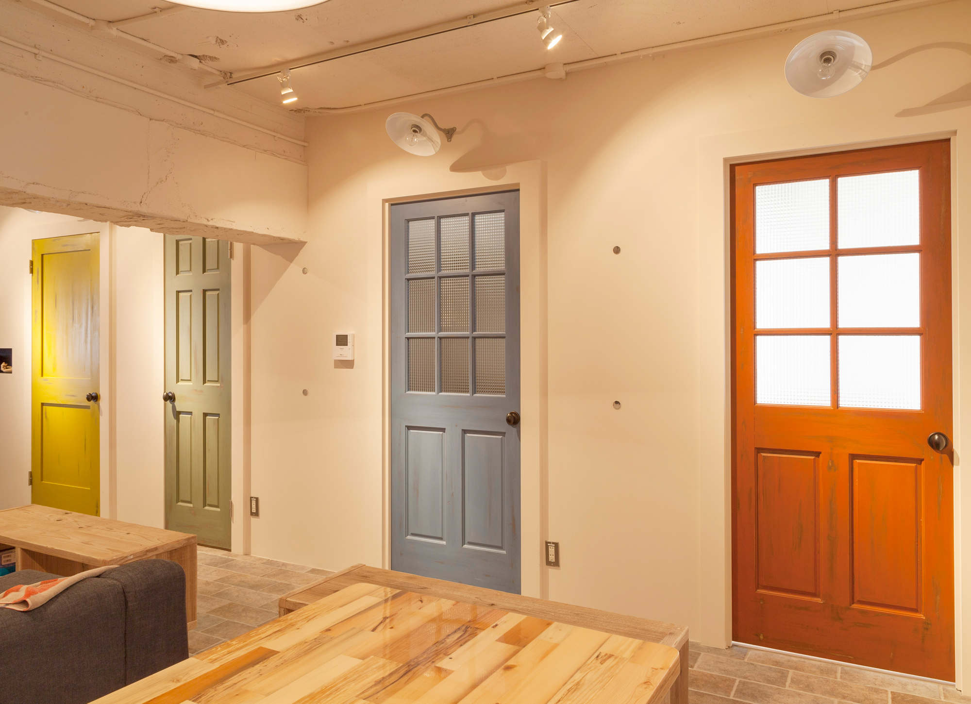 タイルやドアも自分流！素材で魅せるデザイナーズ・リノベーション8選