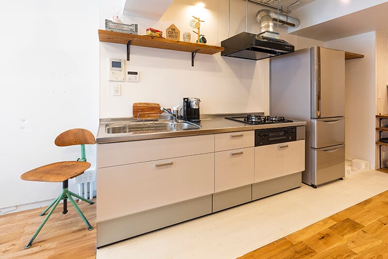 キッチンリフォームの費用相場は？コストを抑えたいときのポイントも解説