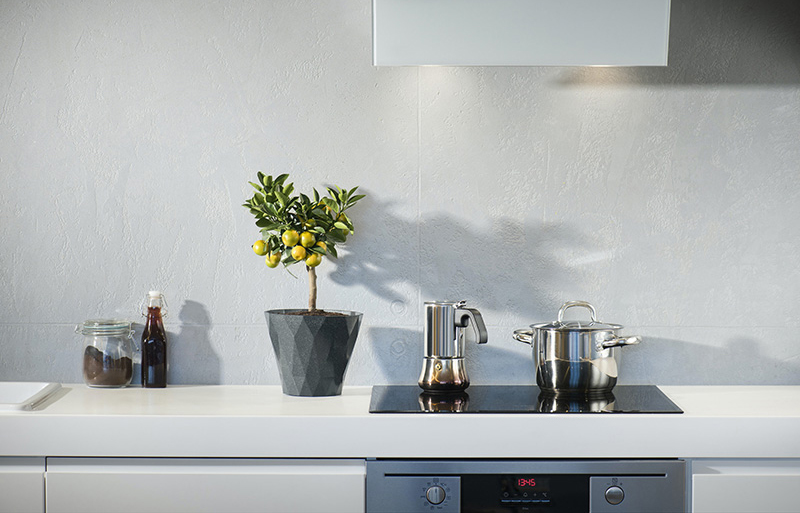 オール電化リフォームの費用相場は？メリット、デメリット、注意点も紹介