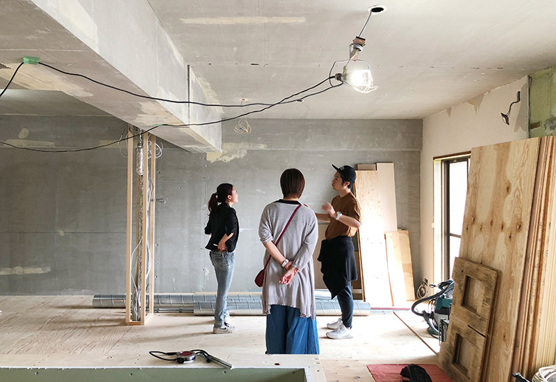 リノベーション工事中のUさん邸にうかがいました